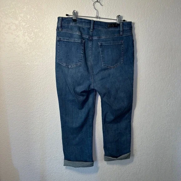 Kenneth Cole NY Jeans US 10 Button Fly High Rise Distressed Hem Cropped‎ Denim - Picture 6 of 9
